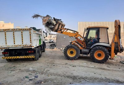 البلدية الشمالية تزيل 30 شحنة من مخلفات البناء في منطقة الهملة ضمن حملة ( الشمالية بلا مخلفات بناء )  