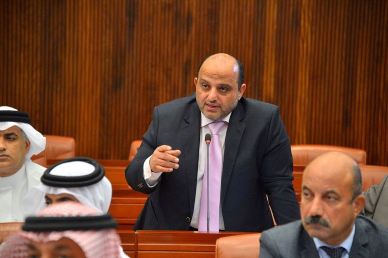 اسحاقي: ليس من حق "الإسكان" سحب البيوت