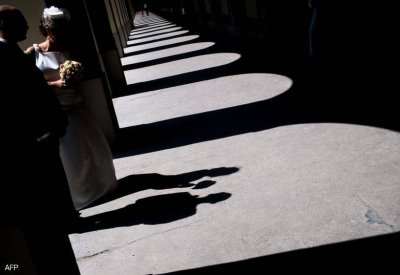 بعد أن أخفى إصابته بالإيدز.. المحكمة تحسم قضية الزوج المخادع