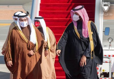 بالفيديو والصور: سمو ولي العهد رئيس مجلس الوزراء يصل إلى مطار العلا