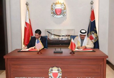 وزير الداخلية يوقّع والقائم بأعمال وزير الأمن الداخلي الأمريكي ثلاث مذكرات للتعاون المشترك بين البلدين