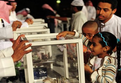 خدمات النواب: استثناء الجمعيات الخيرية من الرسوم الحكومية