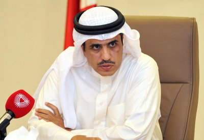 الرميحي: 5 قنوات إذاعية مرخصة بإعادة البث من البحرين