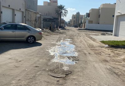 أهالي مجمع 234 بسماهيج: المجاري "فطستنا" والجامبينات "شلخت سياراتنا"