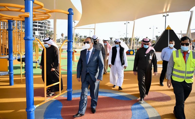 خلف: قرب الانتهاء من أعمال تطوير حديقة المحرق الكبرى
