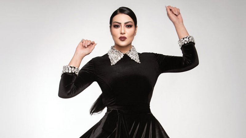 سرّ رشاقة سمية الخشاب.. الاناناس!