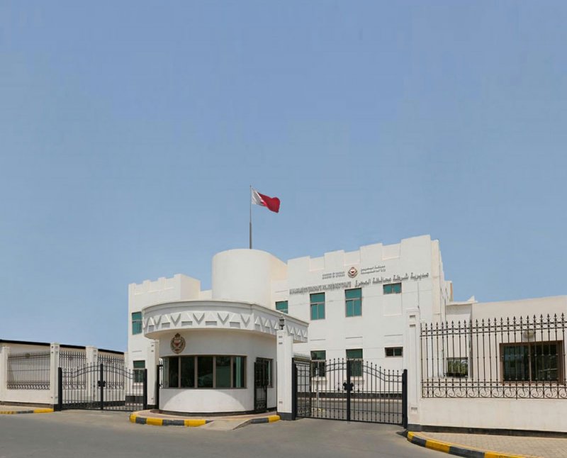 ضبط وإغلاق أحد الشواطئ المخالفة لقرارات اللجنة التنسيقية للحد من انتشار فيروس كورونا
