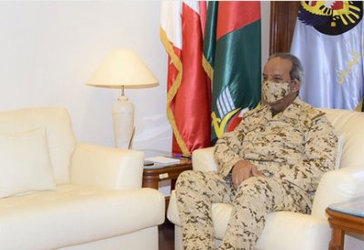 القائد العام يستقبل سفير مملكة البحرين لدى الولايات المتحدة الأمريكية