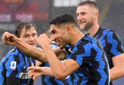 روما ينتزع التعادل أمام انتر ميلان