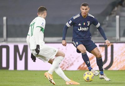 الدوري الإيطالي يوفنتوس يفوز على ساسولو 3-1