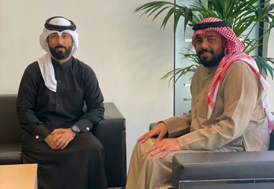 الماجد يستقبل البارالمبي حكيم اليافعي بمناسبة حصولة على شهادة الماجستير