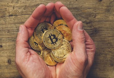 نسي كلمة السر ومهدد بخسارة 7002 بيتكوين بـ 220 مليون دولار