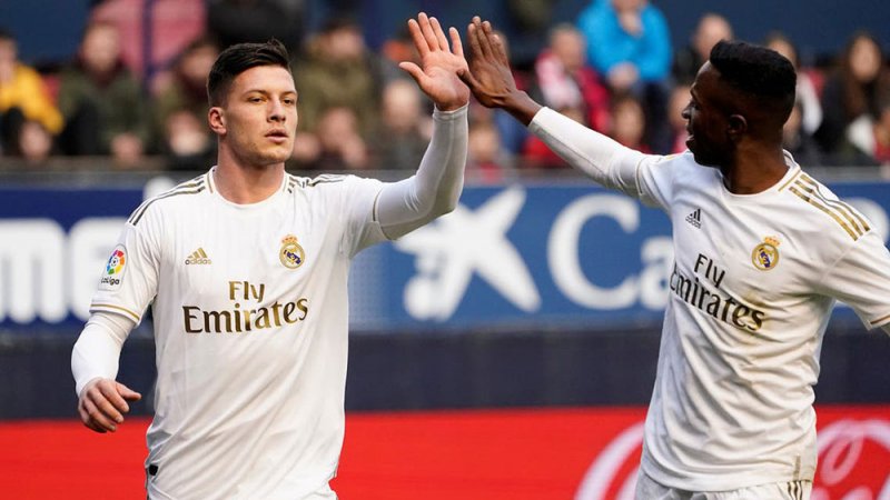 ريال مدريد يعيد مهاجمه إلى فريقه السابق