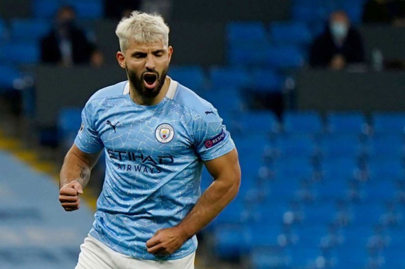 برشلونة يجدد اهتمامه بأجويرو من أجل ميسي