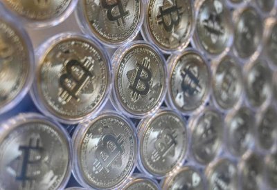 مبرمج ينسى كلمة مرور محفظة “بتكوين” بها 240 مليون دولار