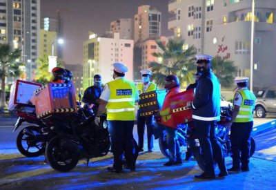 المرور: تدعو شركات التوصيل للالتزام بالأنظمة والقواعد المرورية.. وتسحب 364 دراجة