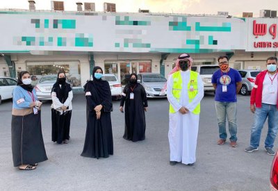 إدارة التفتيش تواصل حملاتها الرقابية والتوعوية على المحلات والمطاعم والمقاهي