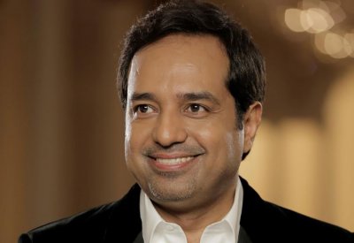 راشد الماجد ووليد الشامي في حفل اختتام  دبي للتسوق