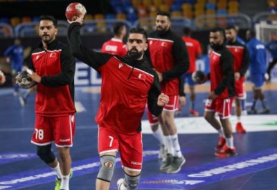 "الأحمر" يواجه قطر و5 مباريات أخرى