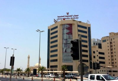 ألفان و232 دينار متوسط كلفة الأجنبي الشهرية في القطاع الحكومي