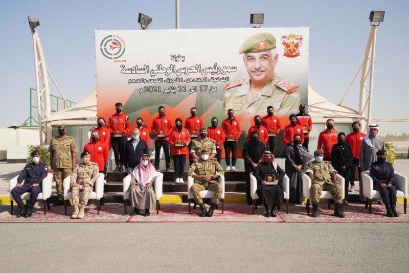 اللواء الركن عبدالرحمن السعد يتوج الفائزين بالمراكز المتقدمة
