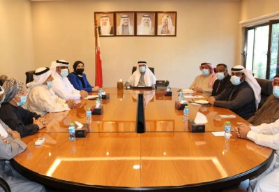 بالصور: مطالب صيادي باربار على طاولة وكيل الثروة البحرية