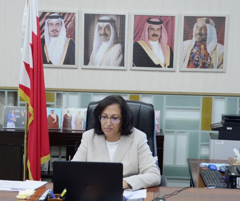 الصالح تفتتح جلسة لتدشين نتائج دراسة جدوى الاستثمار في الوقاية والسيطرة على الأمراض غير السارية