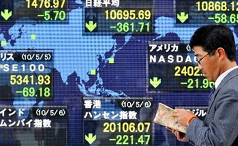 المؤشر نيكي يفقد 2.28% في بداية التعامل بطوكيو