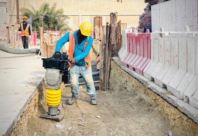 (الأشغال): انجاز 54% من مشروع الصرف الصحي بمجمع 441 في السهلة