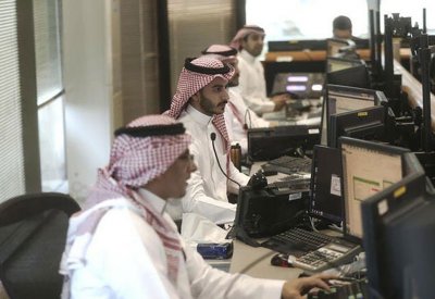 300 دينار سنويا مكافأة موظف الحكومة المنضبط وظيفيا