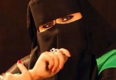 "إسمك حمد والخير بالحمد يزدان".. قصيدة للشاعرة ظما الوجدان بمناسبة عيد ميلاد جلالة الملك المفدى