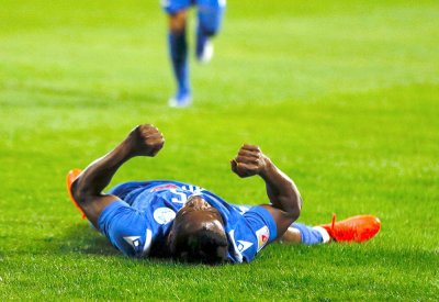 بالصور: الحد يتخطى البديع في افتتاح الجولة الثامنة لدوري ناصر بن حمد الممتاز