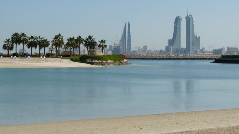 خلاف نيابي شوري حول تخصيص 50 % من السواحل للعامة
