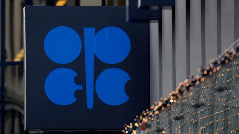 امتثال دول أوبك لتعهدات خفض الإنتاج يرتفع إلى 103% في يناير