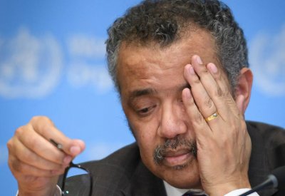 الصحة العالمية تحذر من 3 كوارث متعلقة بكورونا