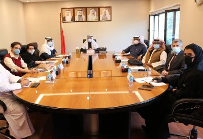 أبوالفتح يبحث مع جهاز المساحة مستجدات تحديد مواقع استخراج الرمال