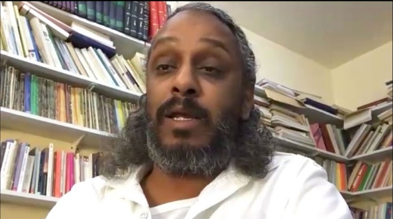 رئيس مسرح الصواري ينتقد خفض ميزانية “الثقافة”