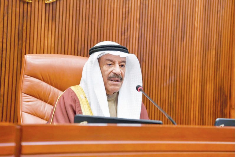 وزير المواصلات: القانون ينظّم عمل السفن الكبيرة التي تتجاوز 150 طنًّا