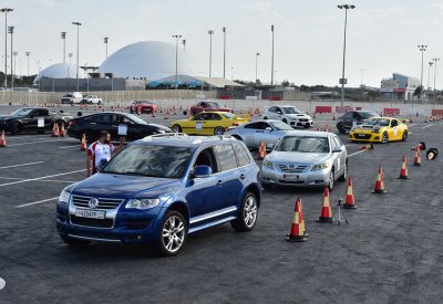 نجاح مميز لافتتاحية (أوتوكروس البحرين) بمشاركة 33 متسابقاً