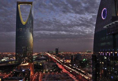 السعودية تعلق الدخول للقادمين من 20 دولة.. تعرف عليها
