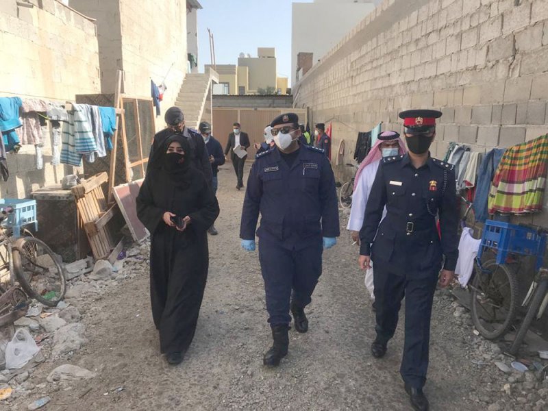 الدرازي في جولة تفقدية في مساكن عمال بالمالكية