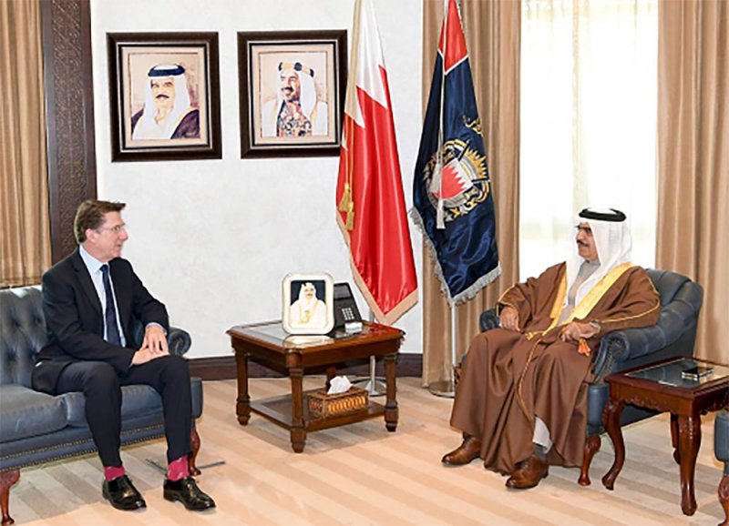 وزير الداخلية يستقبل مستشار مجلس التنمية الاقتصادية ويشيد بدور المجلس في تطوير الاقتصاد الوطني