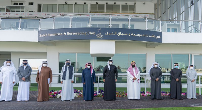 سمو الشيخ عيسى بن سلمان بن حمد يرأس اجتماع الهيئة العليا لنادي راشد للفروسية وسباق الخيل