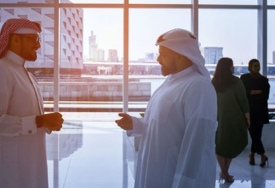 الحكومة: لا حركات تسريح للبحرينيين في الشركات الحكومية