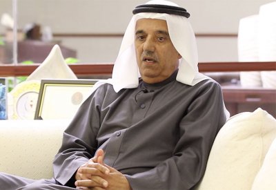 فيديو "البلاد": شنط تحوي 3 ملايين دولار في سيارة رئيس بنك البحرين والكويت