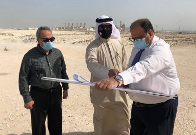 وزير الأشغال يزور موقع مشروع زيادة انتاج مملكة البحرين من الدجاج اللاحم