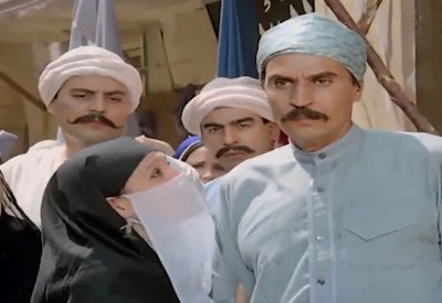 عزت العلايلي من البحرين: أطالب بكومنولث فني عربي للسينما 