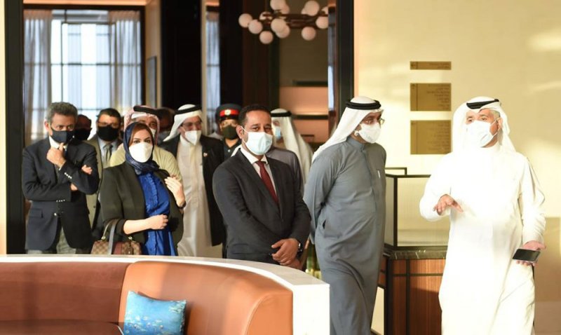 نواب بعد زيارة المطار: البحرنة 90% ومهن الأجانب "هامشية"