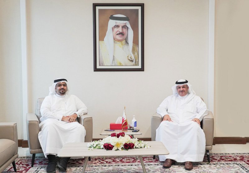 أمين النواب مستقبلا الغائب: تغطيات "البلاد" متميزة