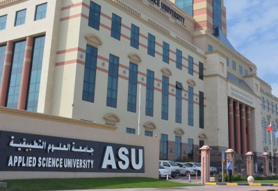 دراسات وأبحاث قانونية وإدارية معمقة خلال مناقشات رسائل الماجستير في "العلوم التطبيقية"